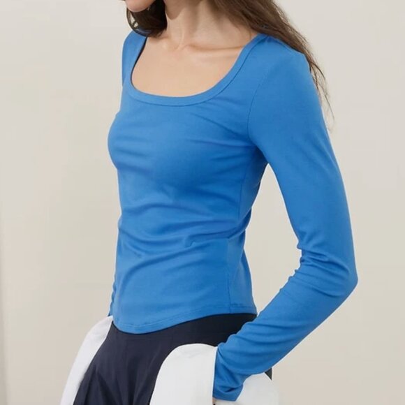 NWT Signature Rib Top - Picture 4 of 7
